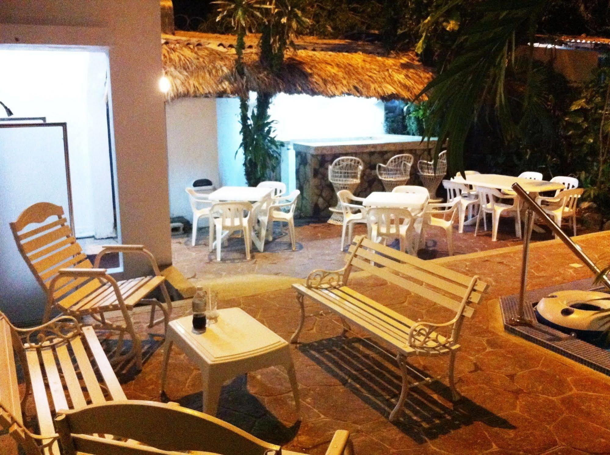 Hotel Caribe Barahona Εξωτερικό φωτογραφία